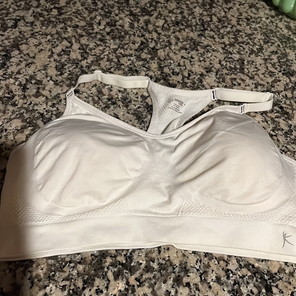 Danskin Now Bra